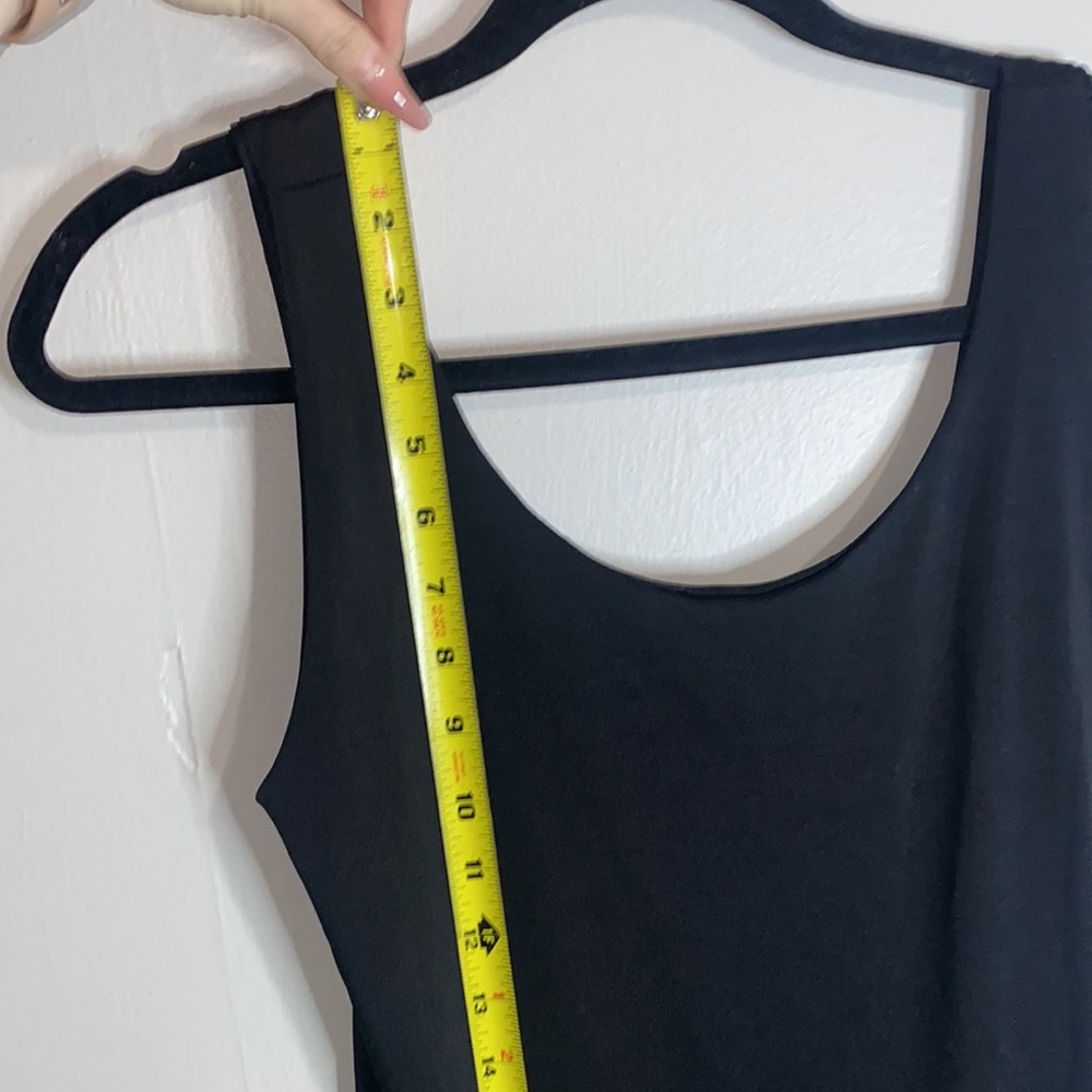 🎱The perfect Black bodysuit! - Picture 6 of 8